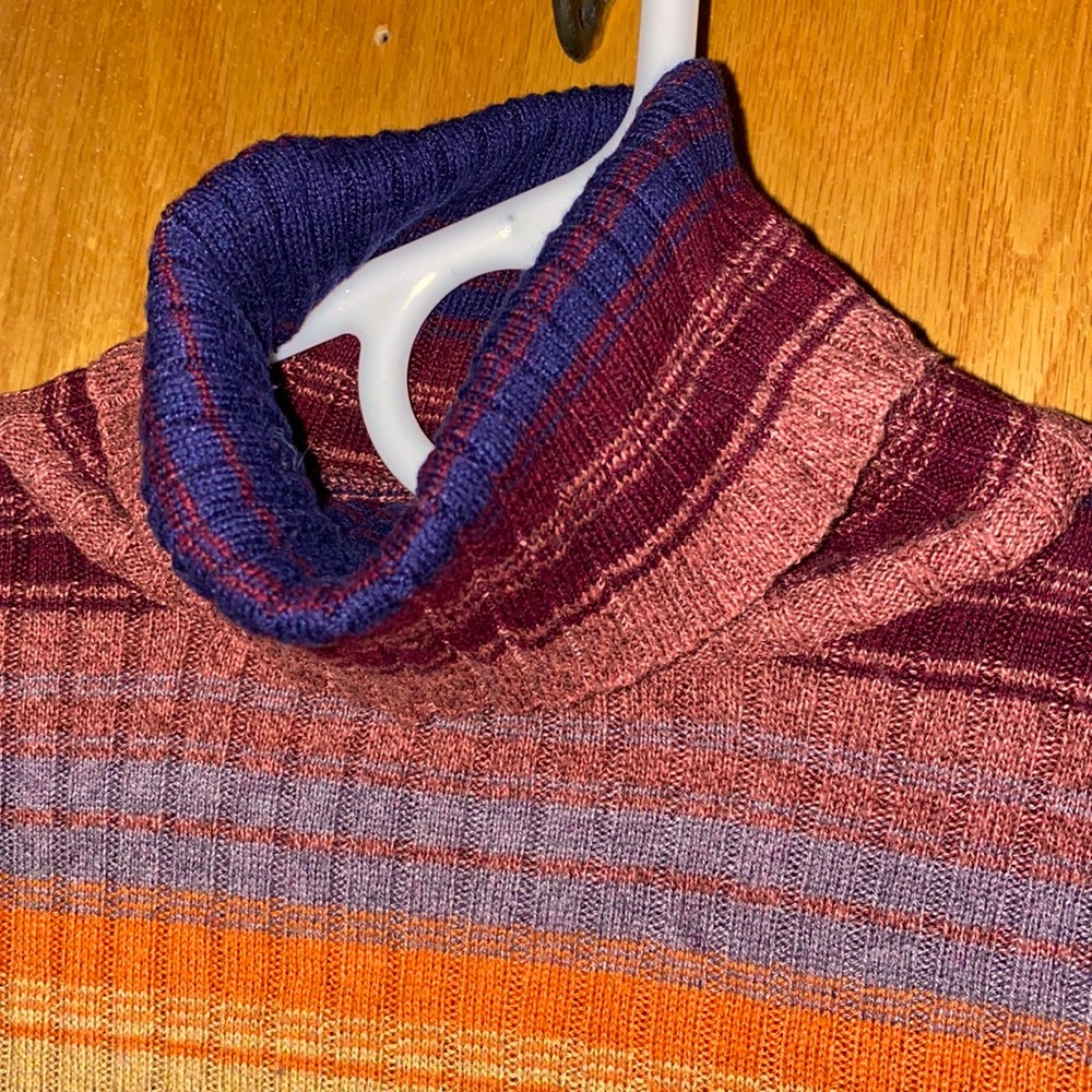 🍂American Eagle Cropped Sweater, sz xsmall🍂 - Picture 5 of 6